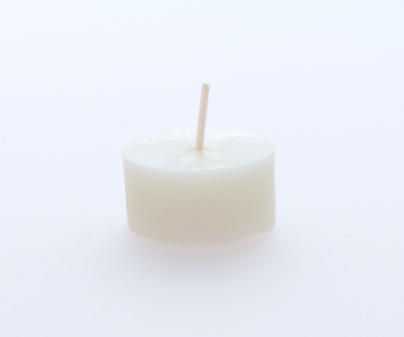 Teelichter aus Bienenwachs weiß