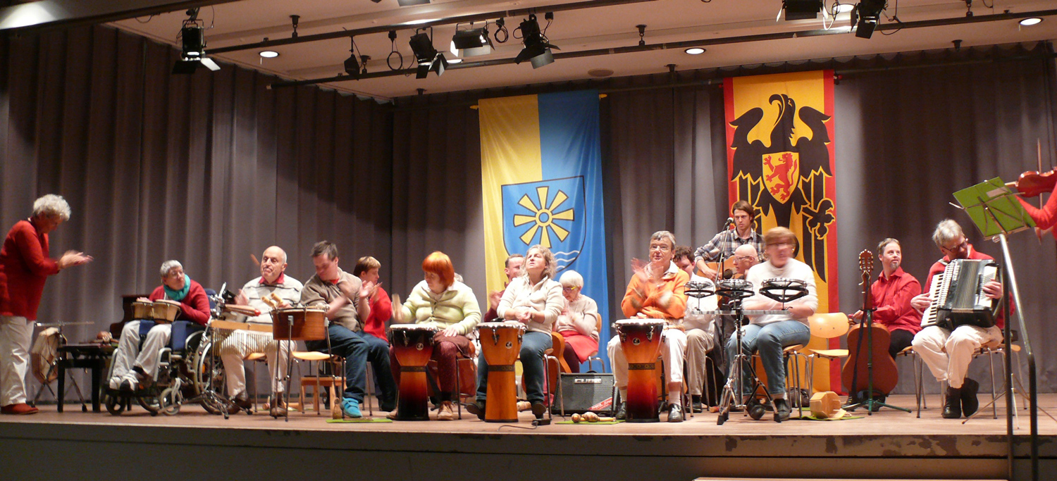 Die Band Spektakel auf der Bühne