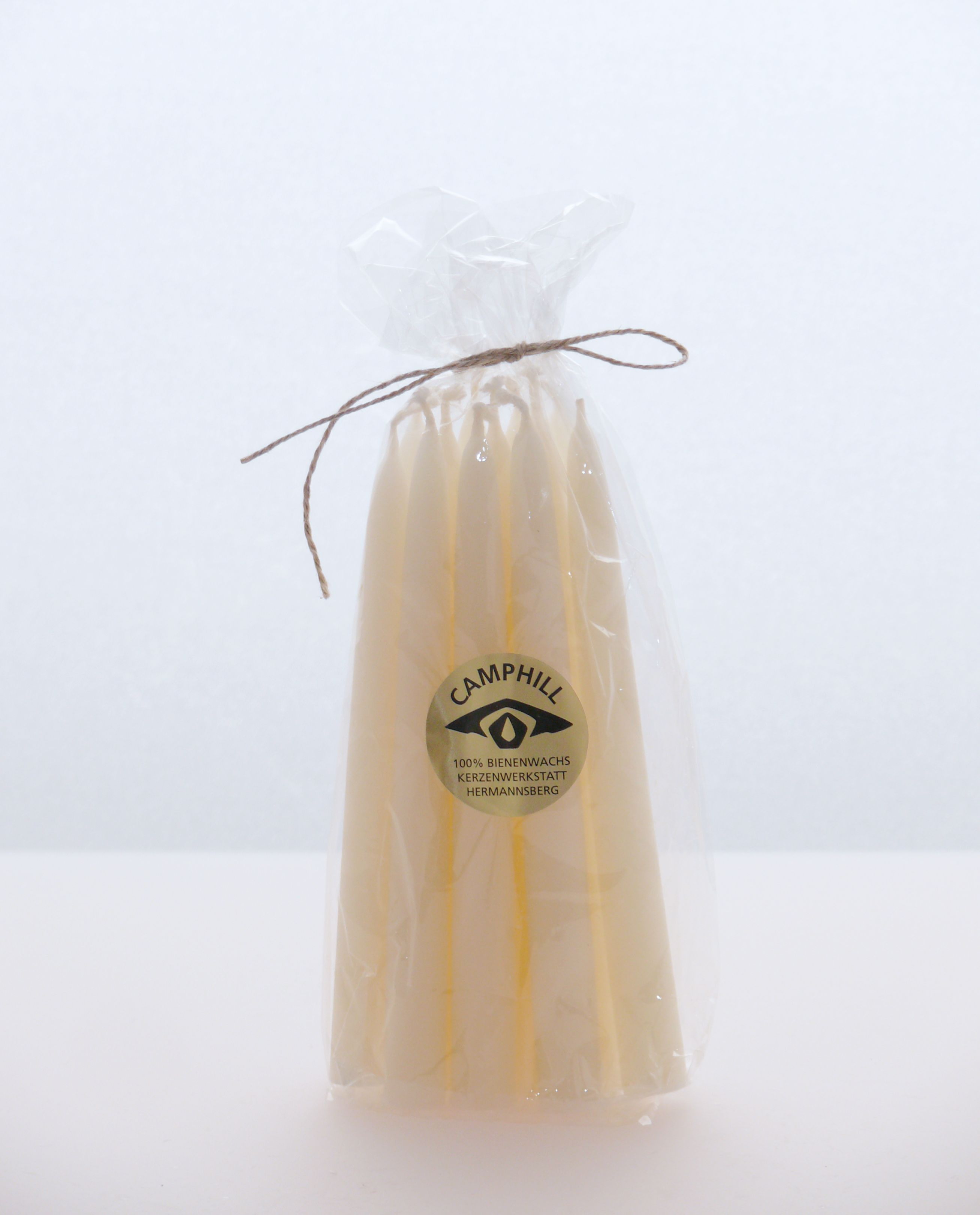 Packung mit 12 Christbaumkerzen in weiß
